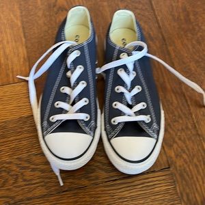 Boy Converse Navy Size 2 Never Worn